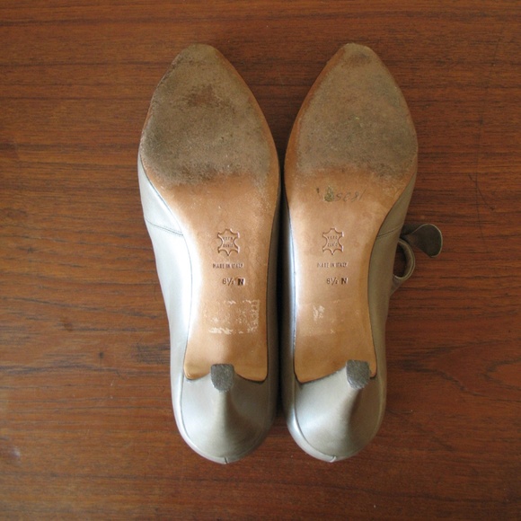 Calvin Klein Italian Leather Bow Tie Heels 8.5 - Picture 8 of 10
